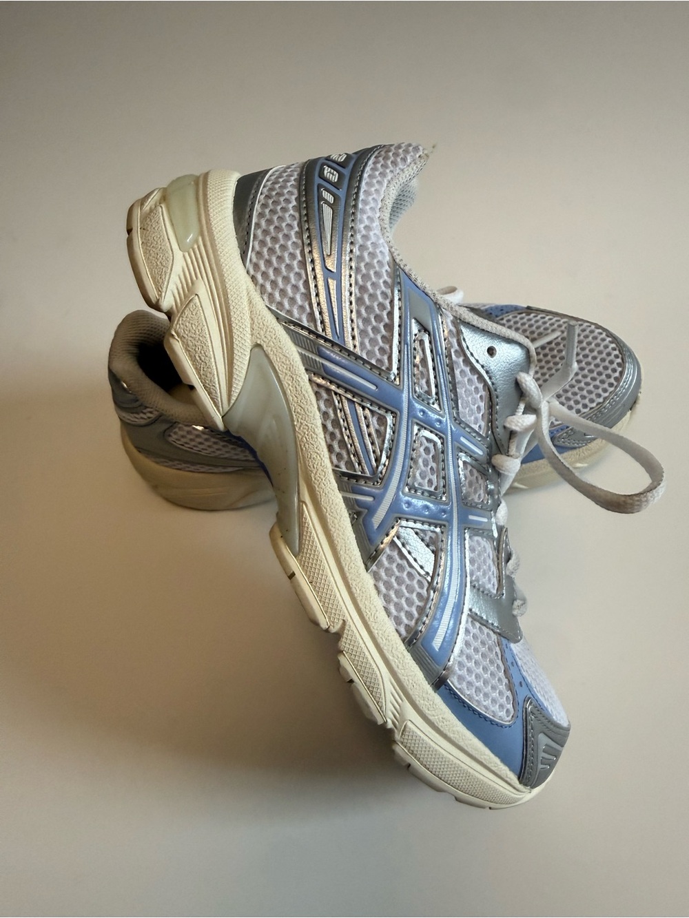 ASICS Women's White and Light Blue Mesh Running Sneakers gel 1130
